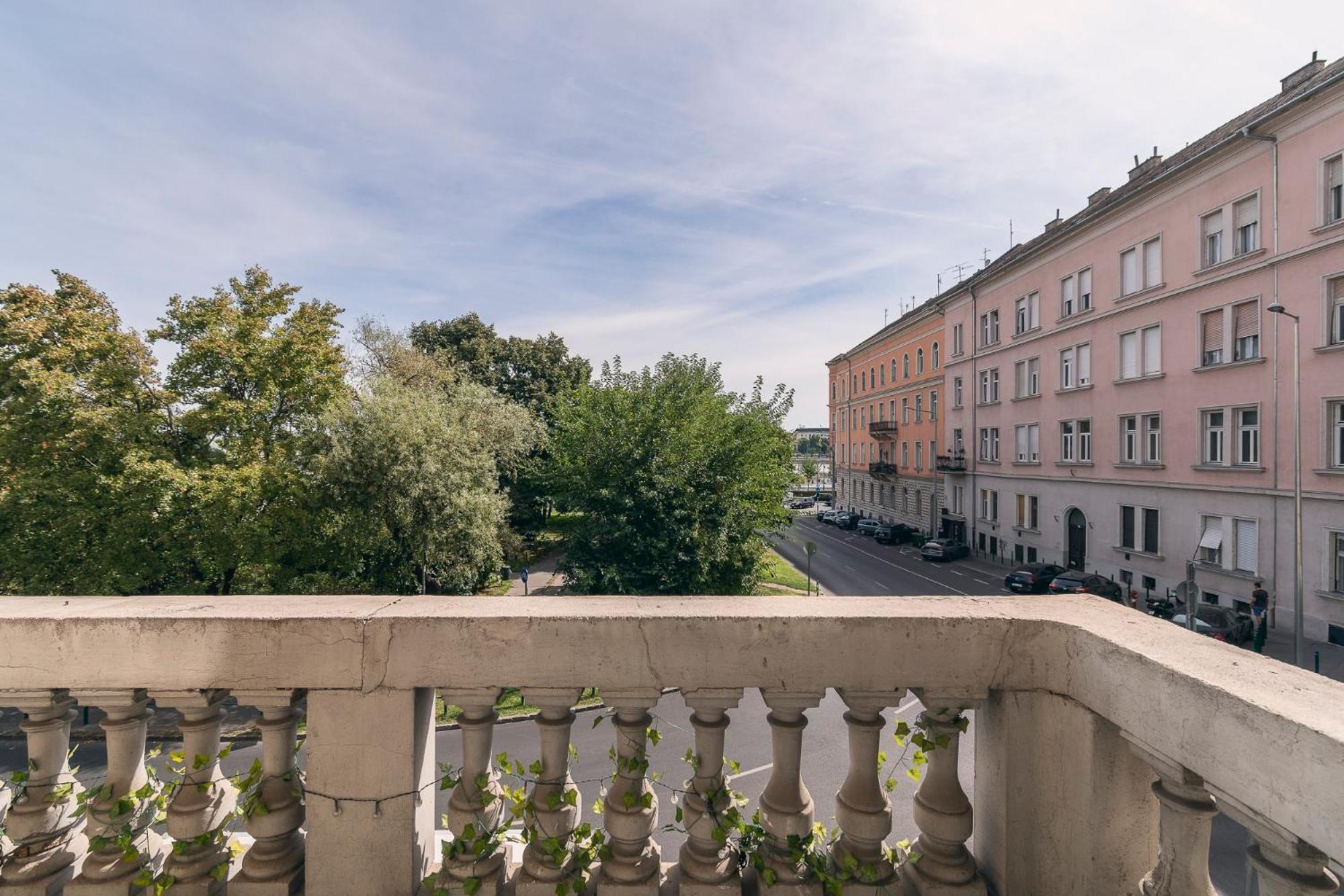 Danube Terrace Boutique Residence With Private Sauna Будапеща Екстериор снимка